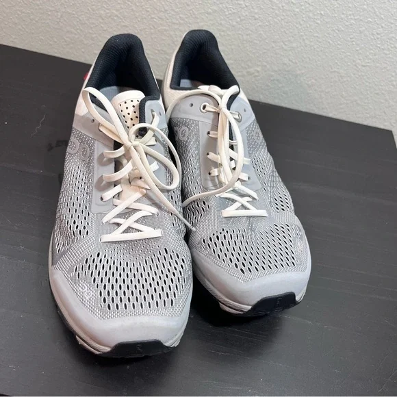 ON Running Cloudsurfer Men's US 7 Gray White Running Shoes Sneakers CloudTec - Picture 7 of 13